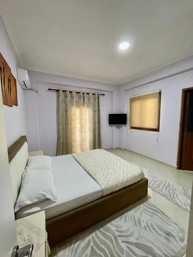 Semesterbostad Guga Host House Villa Sarandë